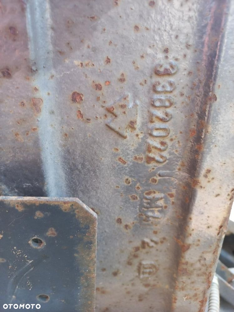 Zwrotnica,zwolnica,półoś,piasta,reduktor MASSEY 3055,3060,3065,3080,3070,3645,6245,6255,4245,płytka hamulcowa M3 1864 872, 3764019R1,3426953,3427172, 3426718R1,3382031, 3426746R2, 3764019R1,CZUJNIK SIŁY UCIĄGU ARES,wałek zwojnicy,3382022, 3582361M3, 3797136M1, 3384013M2,3428313R2, 3429033R2, 3429035, 3581494M6 ATAK,koło talerzowe,tarcza,pochwa,podpora mostu.układ planetarny,koronka,wieniec.satelita,kosz - 16