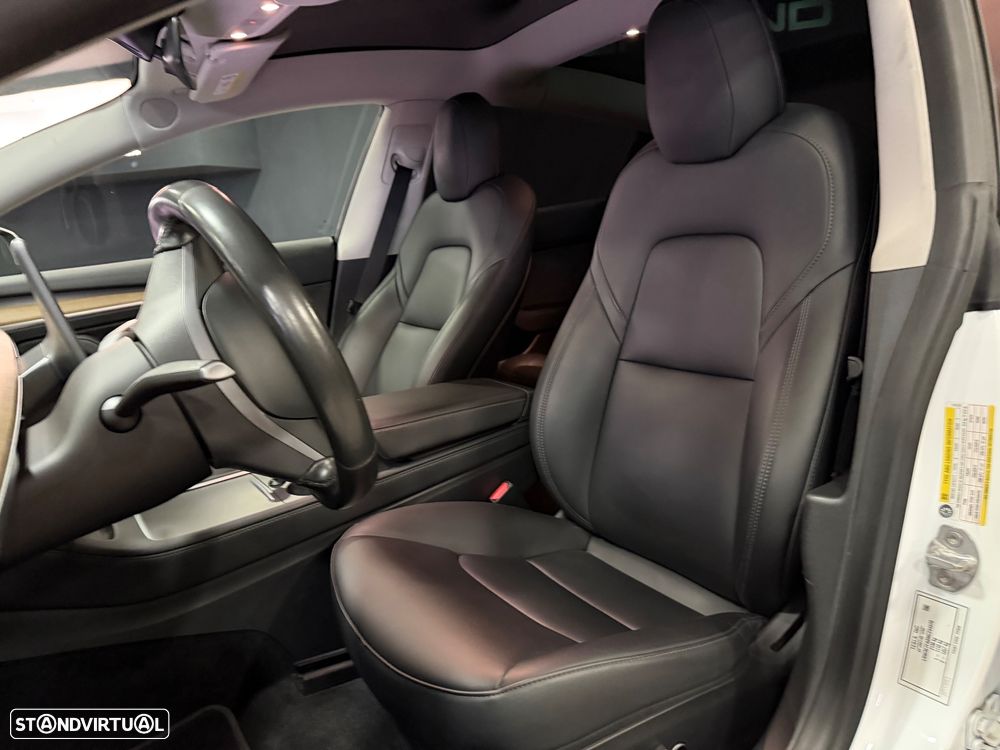 Tesla Model 3 Standard Range Plus RWD - 2