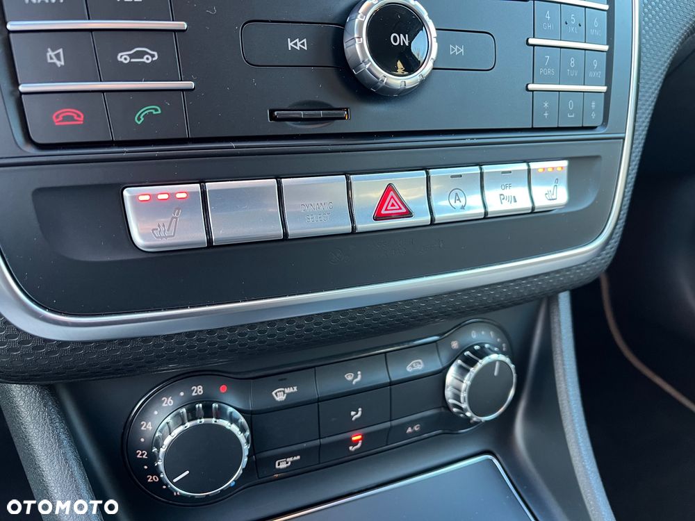 Mercedes-Benz Klasa A 220 4-Matic Style - 29