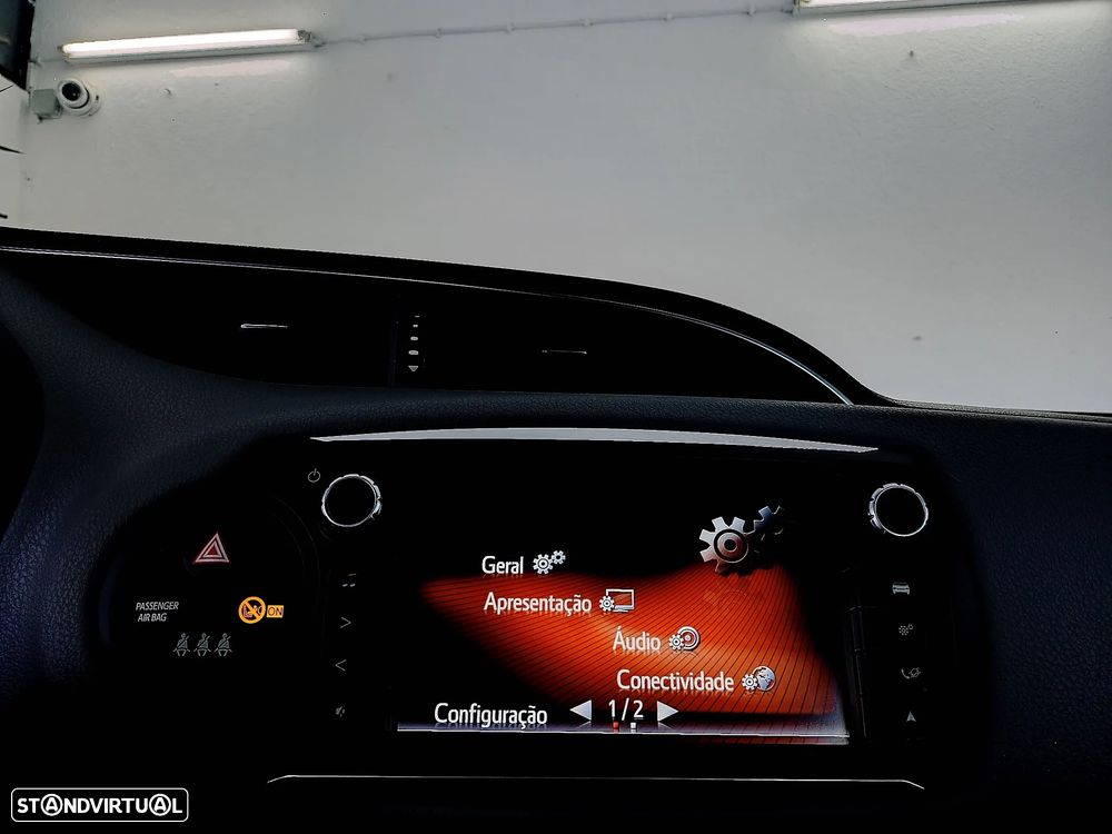 Toyota Yaris 1.33 VVT-i Multidrive S Comfort - 40