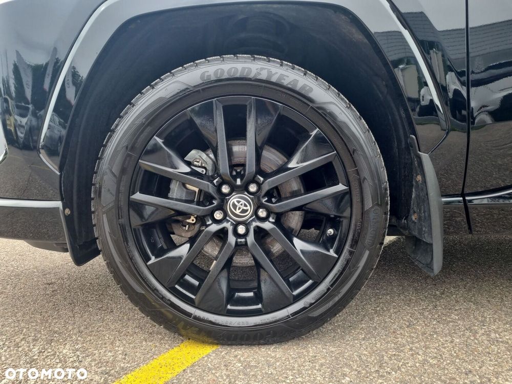 Toyota RAV4 2.5 Hybrid Black Edition by JBL 4x4 - 26