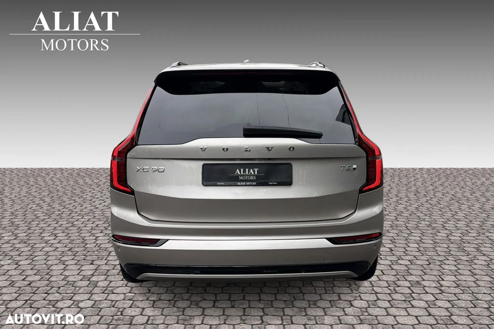 Volvo XC 90 T8 AWD PHEV Ultra Dark - 8