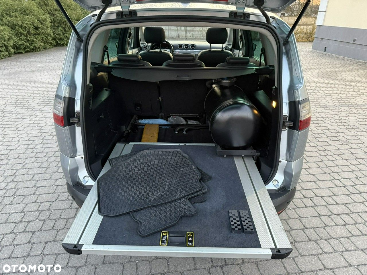 Ford S-Max 2.5 Titanium - 6