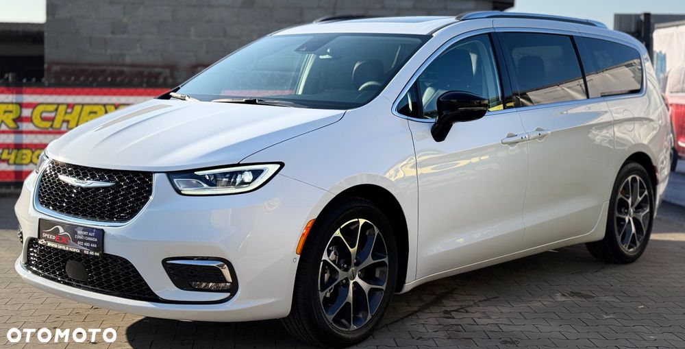 Chrysler Pacifica - 9