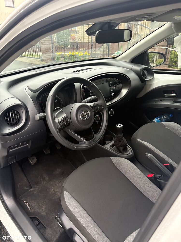 Toyota Aygo X Business Edition - 5