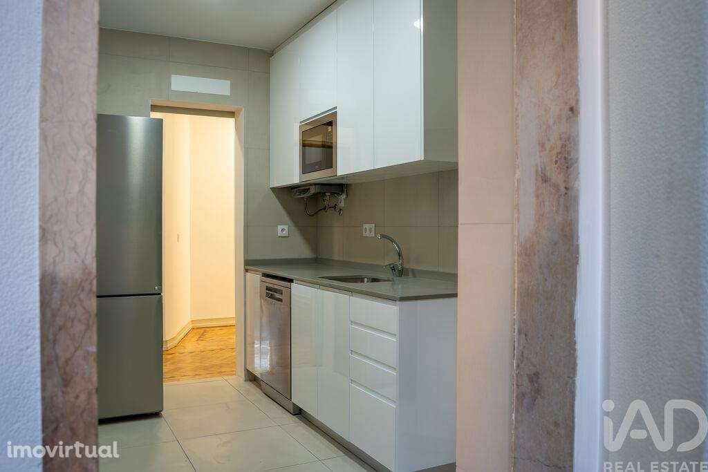 Apartamento T4 em Avenidas Novas de 104,00 m2 - Grande imagem: 5/18