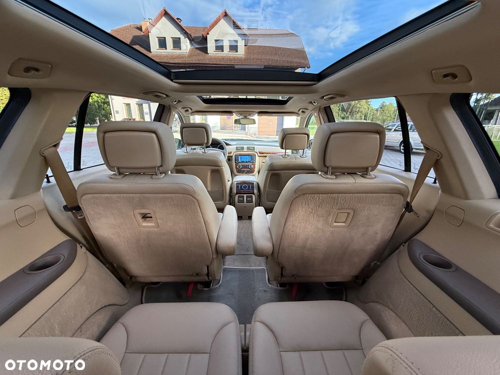 Mercedes-Benz Klasa R 350 L 4Matic 7G-TRONIC Grand Edition - 23