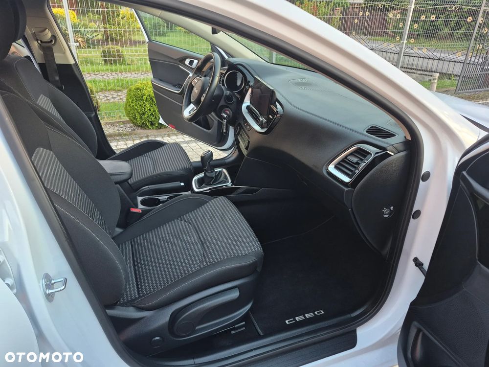 Kia Ceed 1.0 T-GDI Business Line - 9