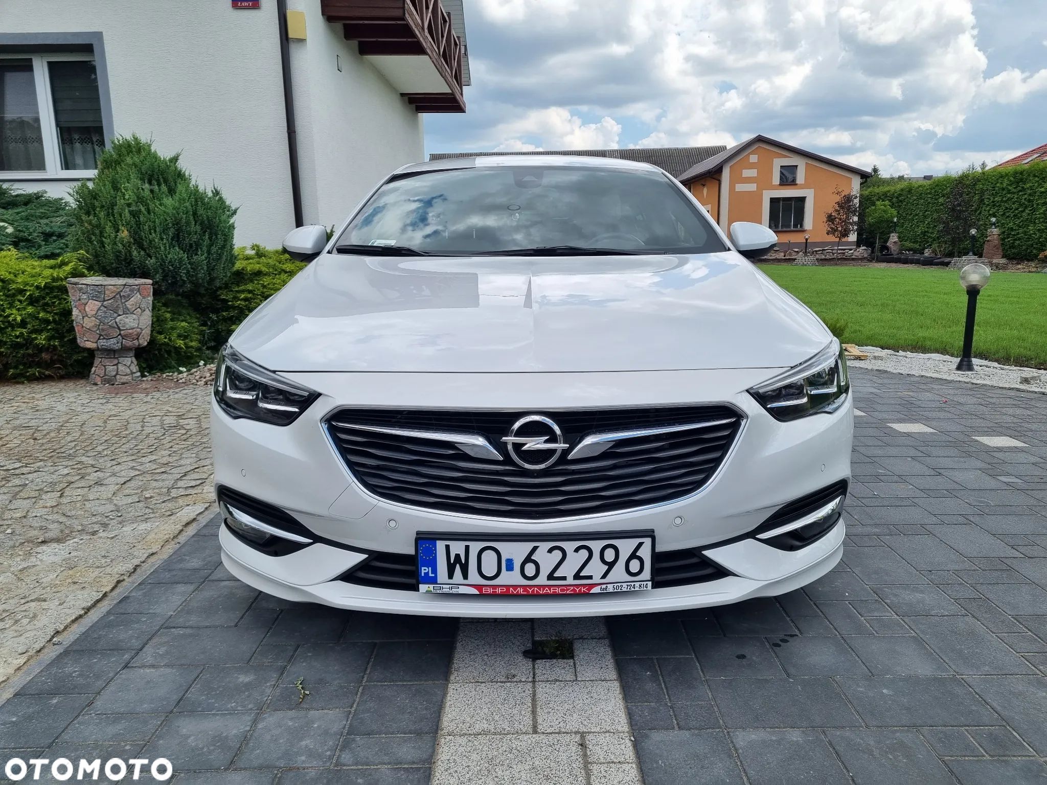 Opel Insignia - 1