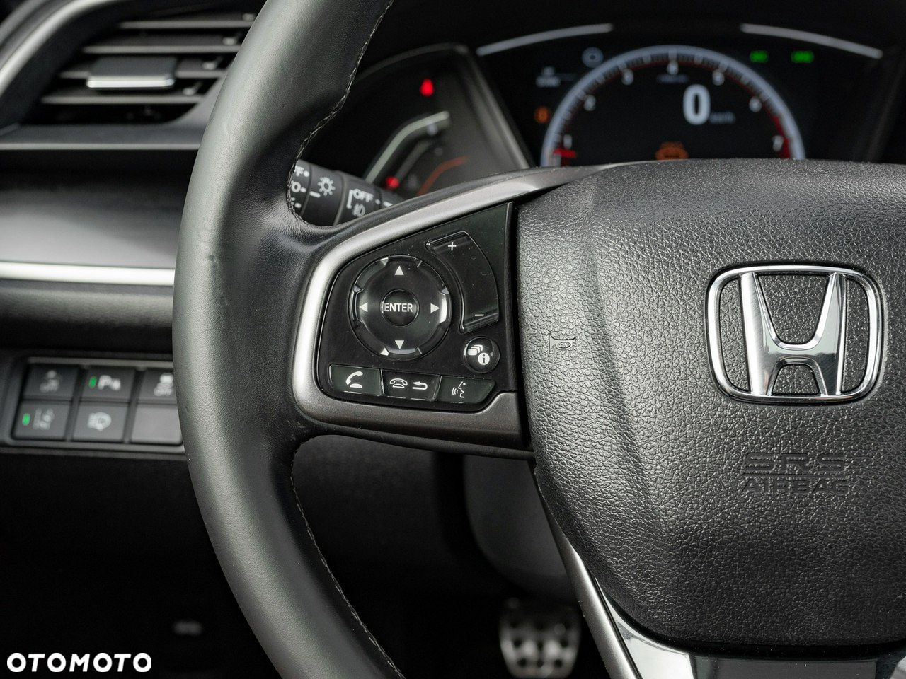 Honda Civic 1.5 T Sport Plus - 17