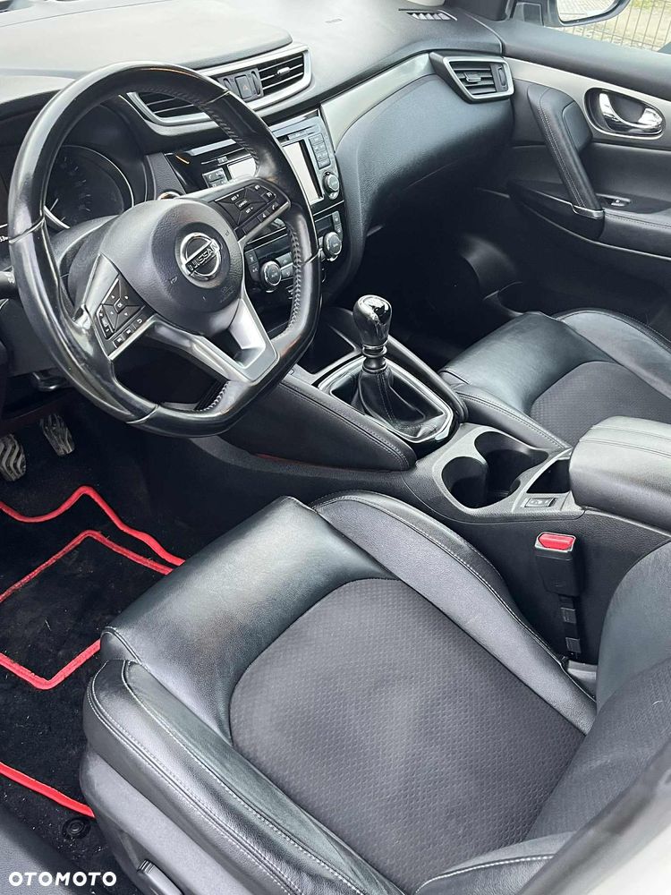 Nissan Qashqai 1.6 DIG-T TEKNA+ - 6