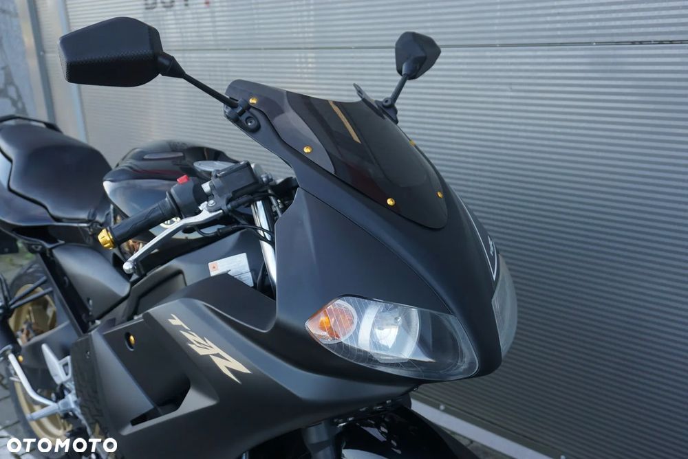 Yamaha TZR - 18