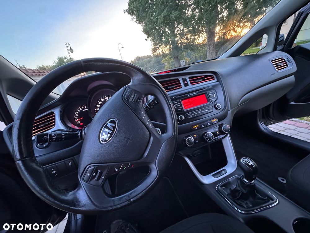Kia Ceed - 15