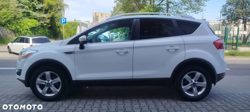 Ford Kuga - 9