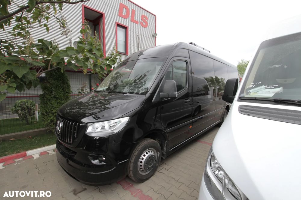 Mercedes-Benz 519 19+1+1 LOCURI vip *COC* IN STOCK - 9