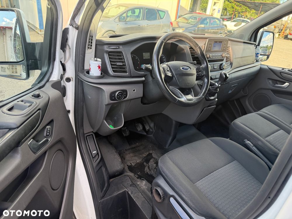 Ford Transit Custom - 9