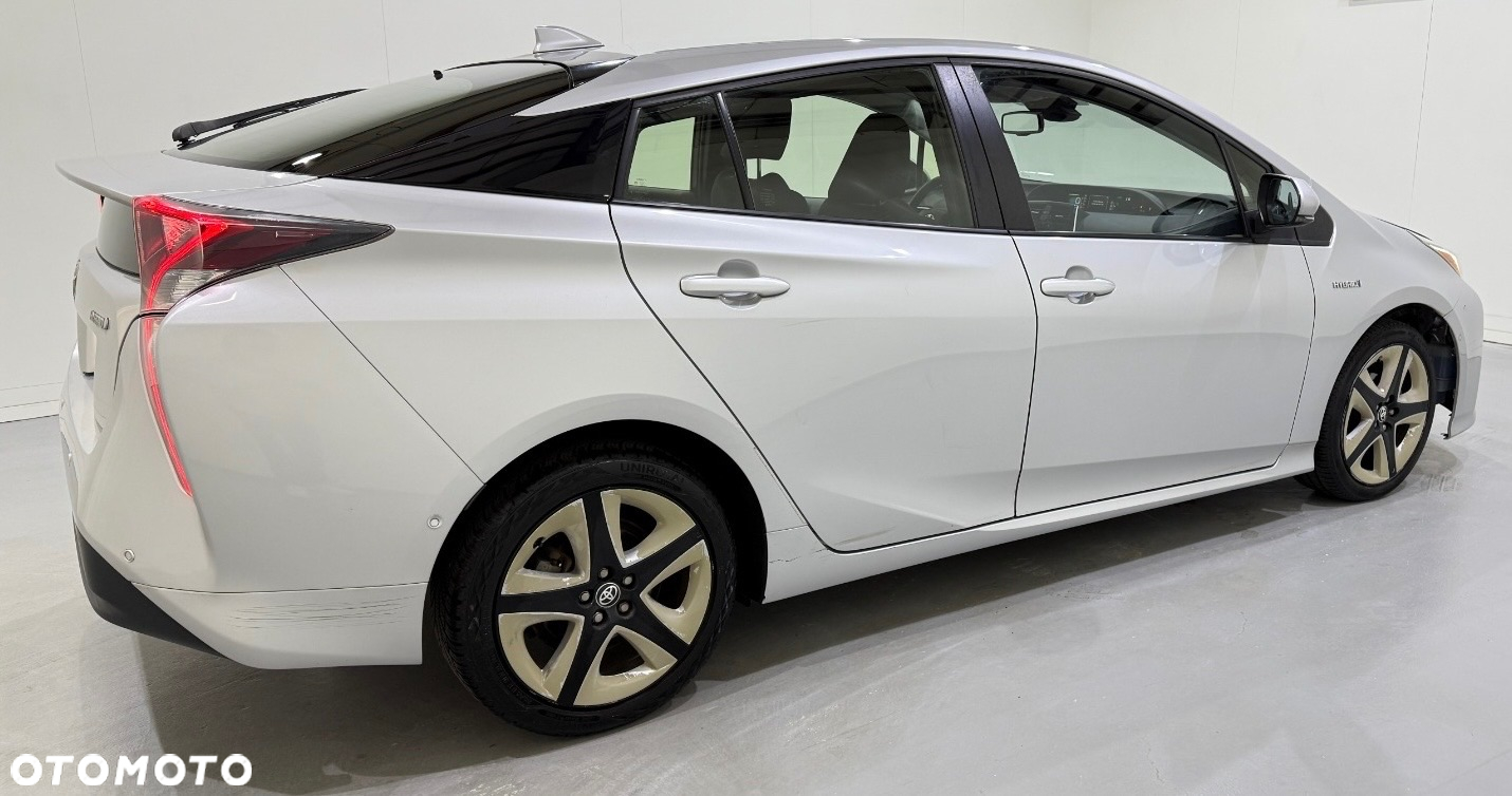 Toyota Prius 1.8 Hybrid Premium - 5