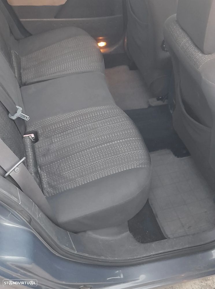 Renault Mégane - 5