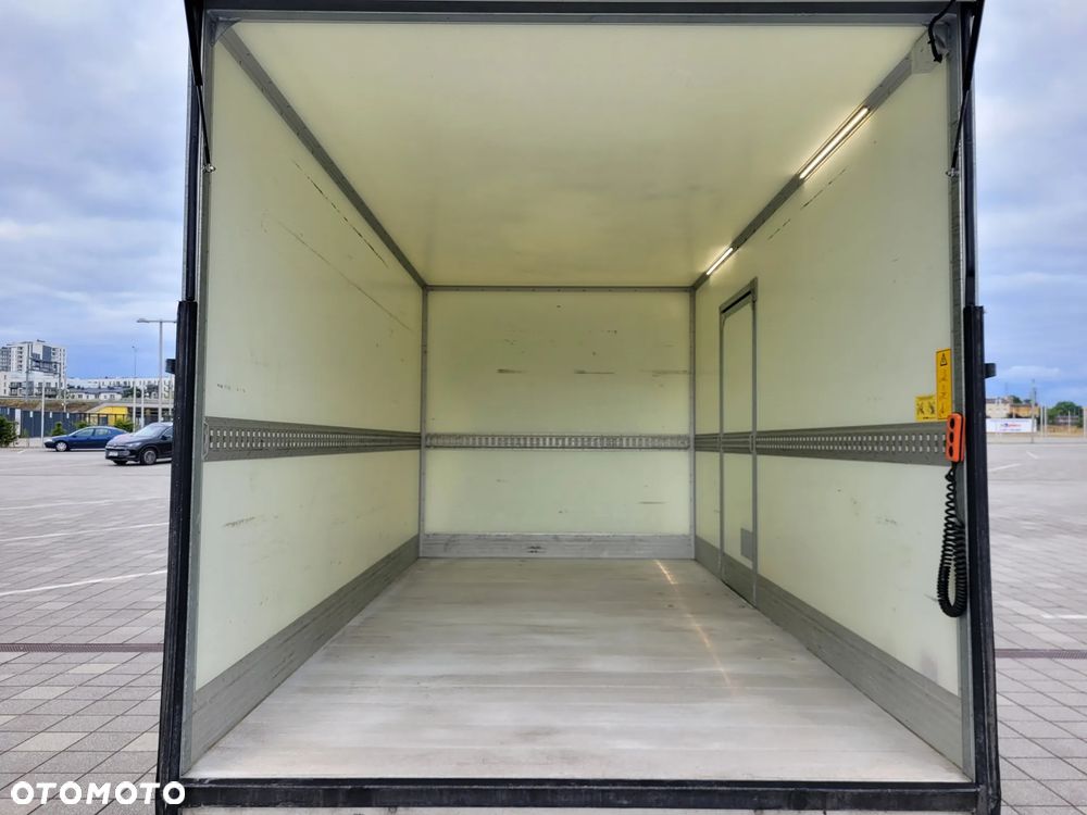 Volkswagen Transporter DSG KONTENER 8EP+WINDA750kg+DRZWI BOCZNE KLIMA KAMERA TEMPOMAT FV23% - 14