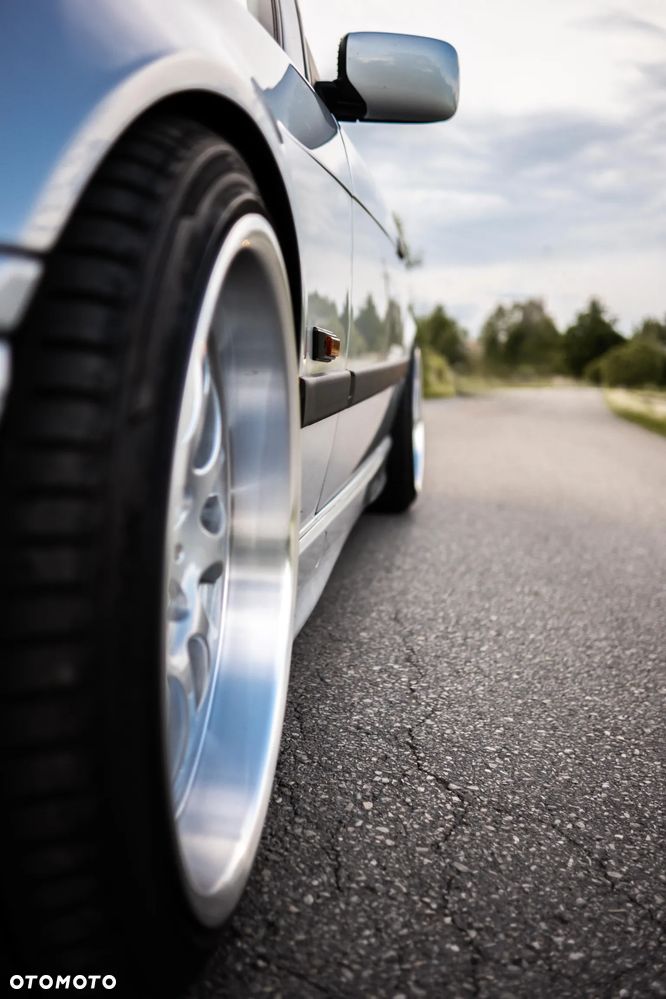 Sprzedam felgi Rondel 0058 ,,17 '' - 5