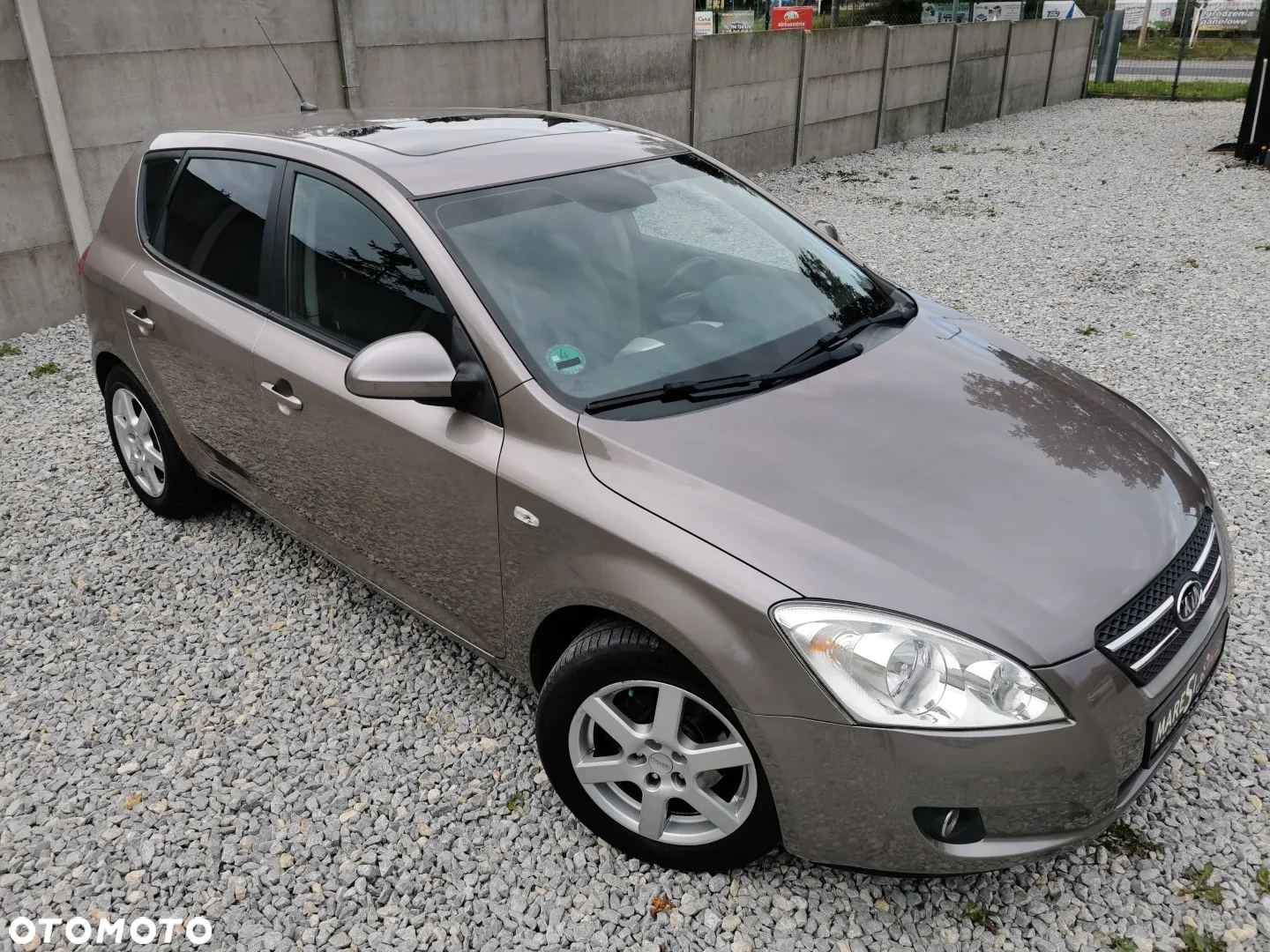 Kia Ceed - 26