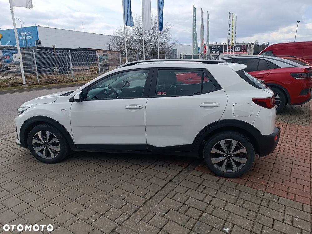 Kia Stonic 1.0 T-GDI M - 3