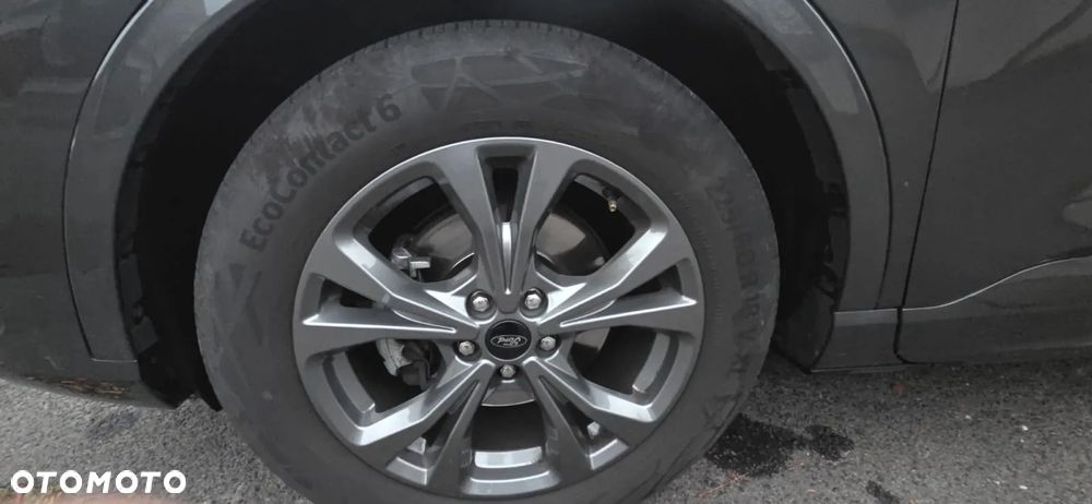 Ford Kuga 1.5 EcoBoost FWD ST-Line - 17