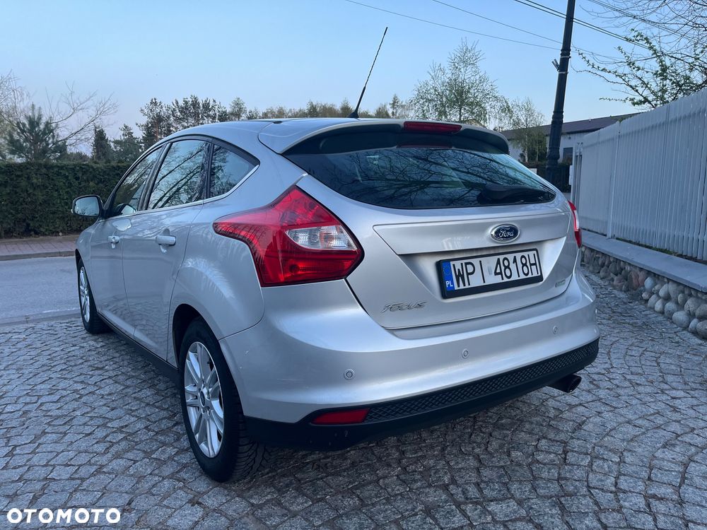 Ford Focus 1.6 EcoBoost Titanium - 10