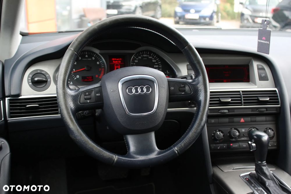 Audi A6 Avant - 24