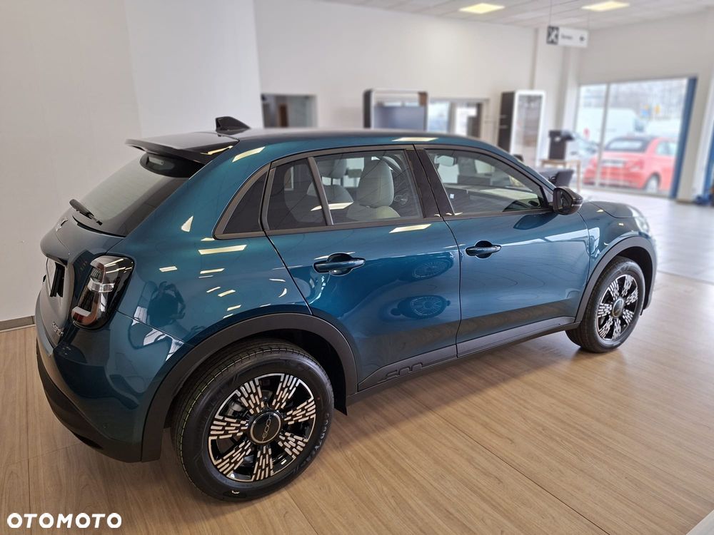 Fiat 600 1.2 Turbo Icon eDCT - 19