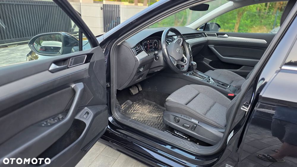 Volkswagen Passat - 18