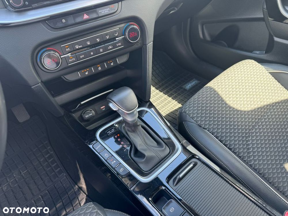 Kia Ceed 1.5 T-GDI Tribute DCT - 13
