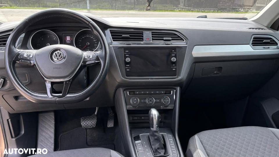 Volkswagen Tiguan 2.0 TDI 4Mot DSG Comfortline - 13
