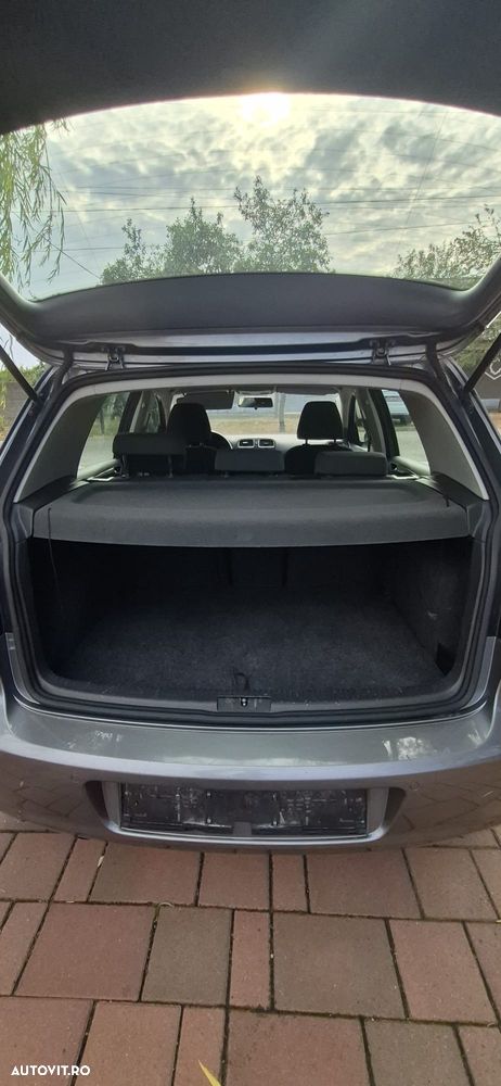 Volkswagen Golf - 14