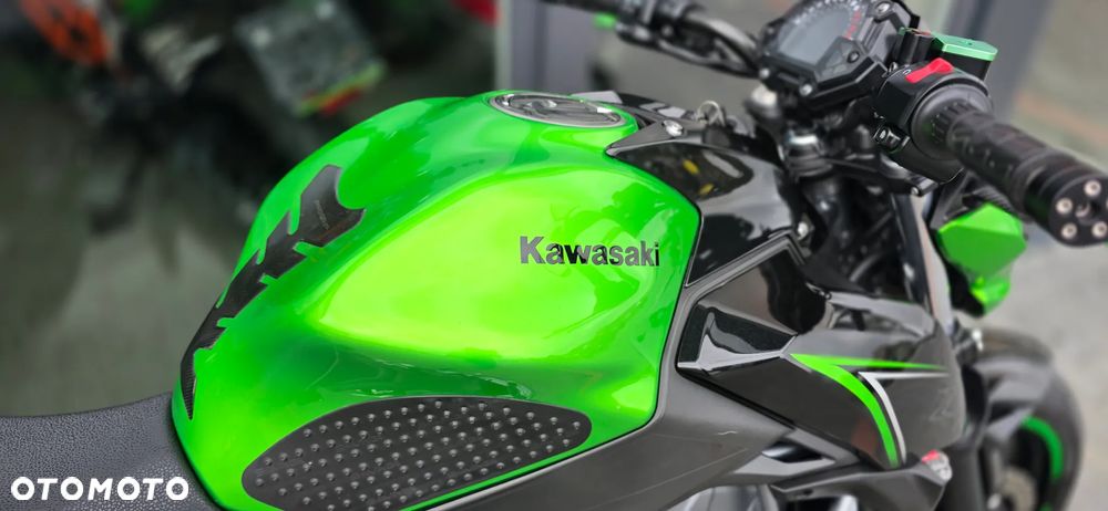 Kawasaki Z 650 - 12
