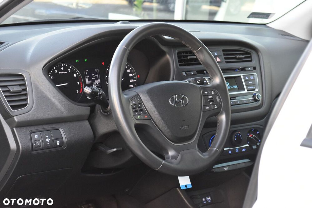 Hyundai i20 1.4 Active - 9