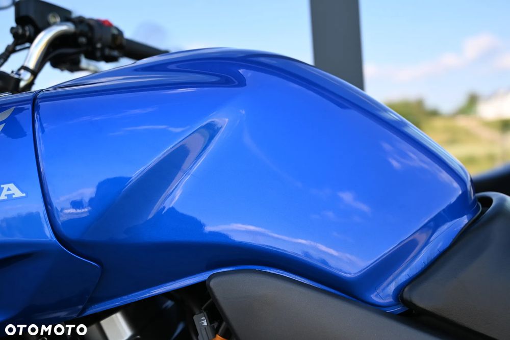 Honda CBF - 35