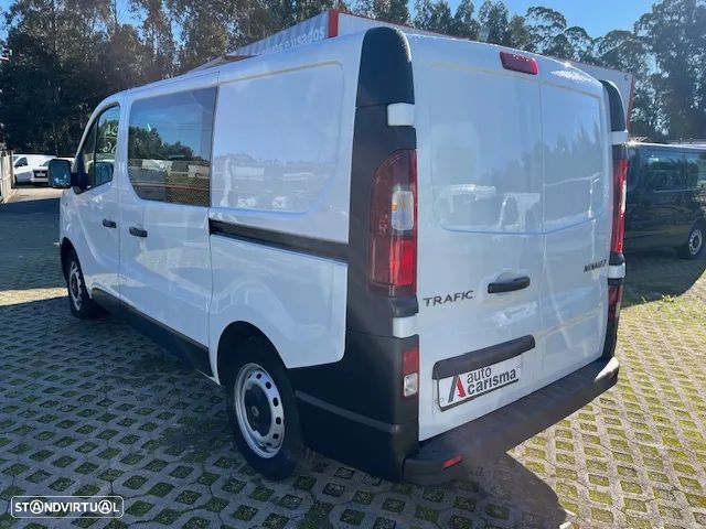 Renault TRAFIC 6lug. 120cv - 5