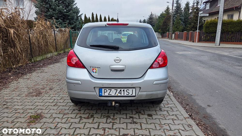 Nissan Tiida 1.8 acenta - 3
