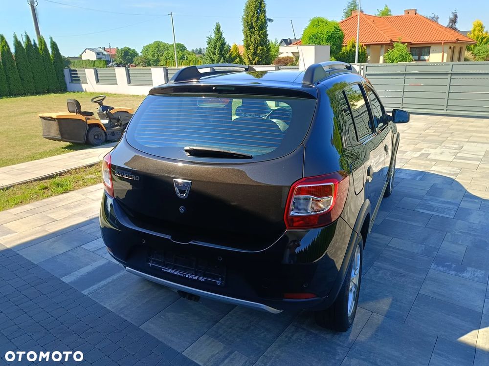 Dacia Sandero TCe 90 Celebration - 10