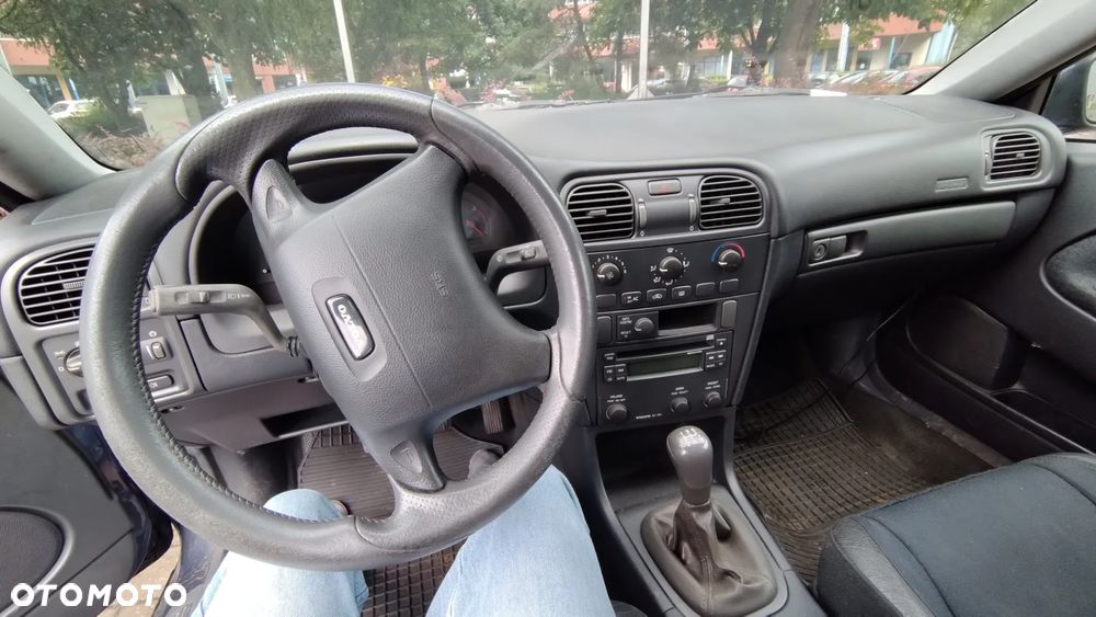 Volvo V40 2.0 - 5