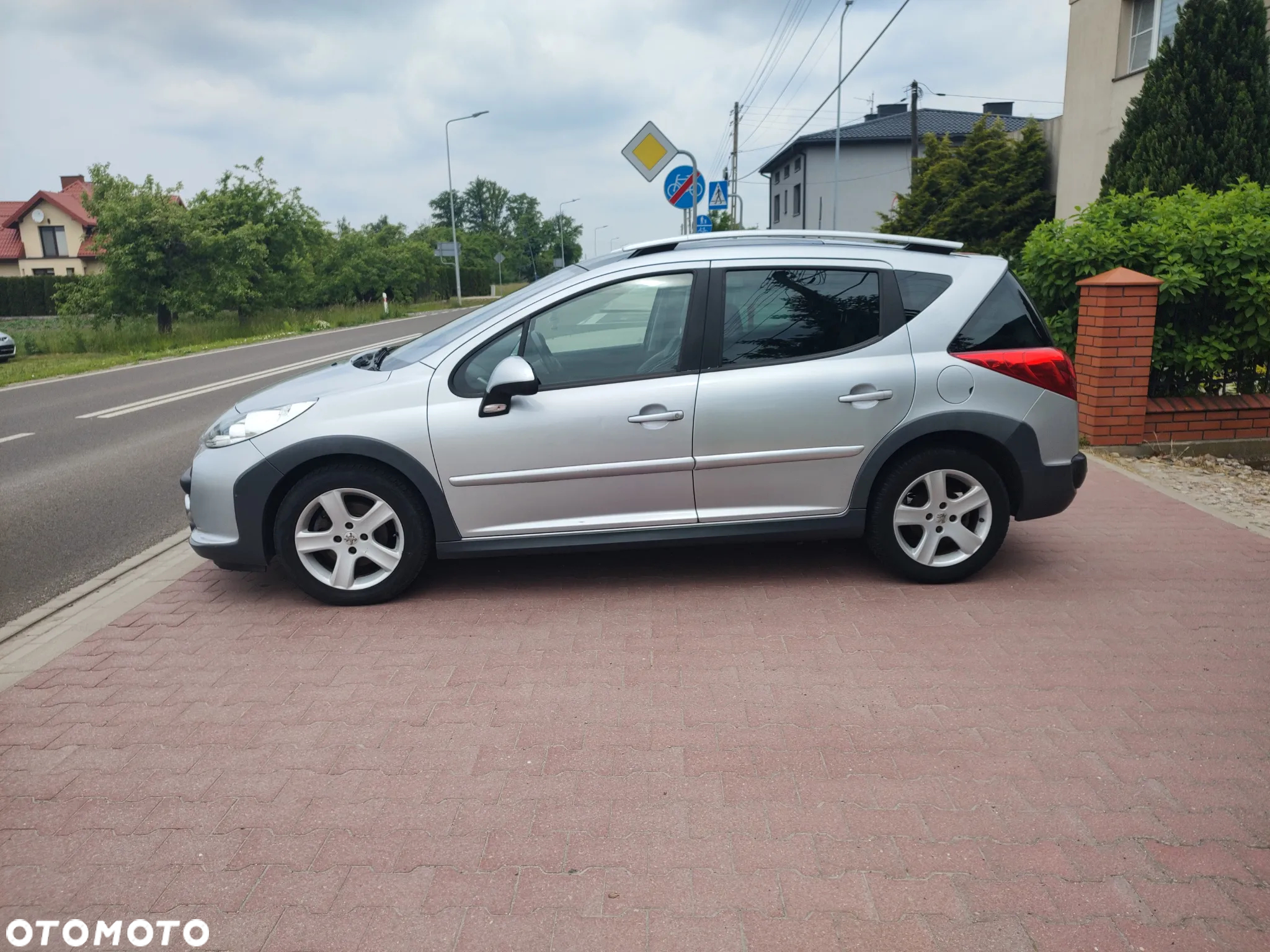 Peugeot 207 1.6 VTi Outdoor - 21