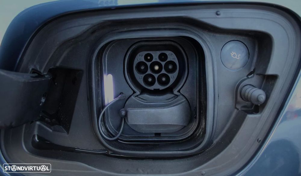 Volvo XC 40 Recharge Plus - 9