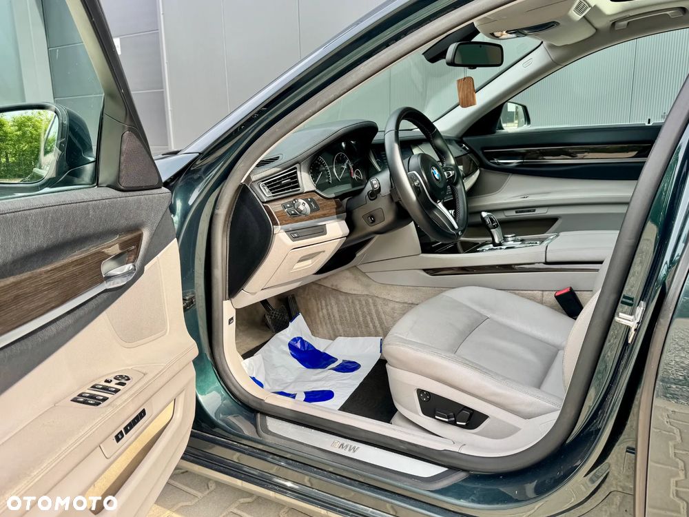 BMW Seria 7 730d - 6