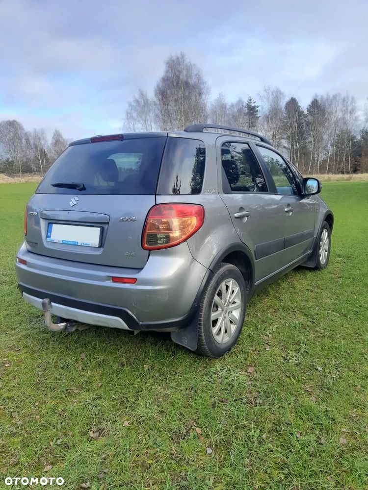 Suzuki SX4 2.0 DDiS 4x4 Style - 6