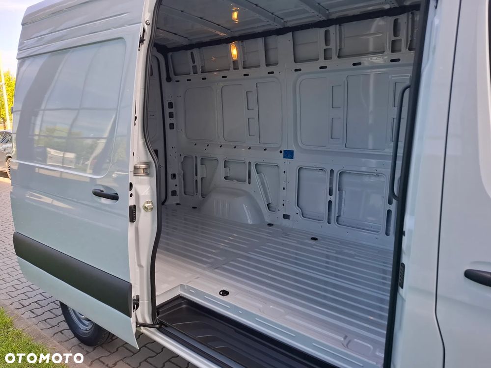 Mercedes-Benz Sprinter 315 CDI Furgon PRO standard  3665 mm L2H2 - 16