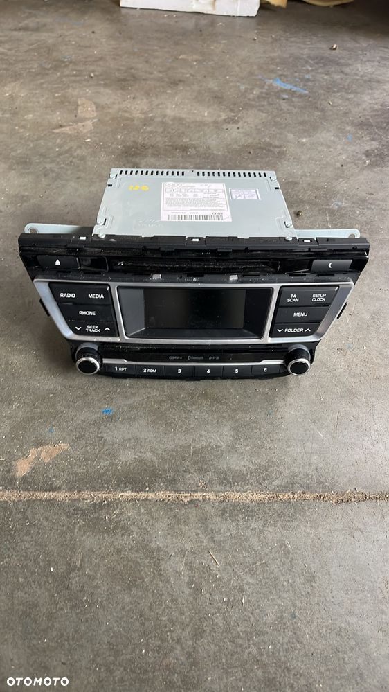 Radio Hyundai I20 II - 1