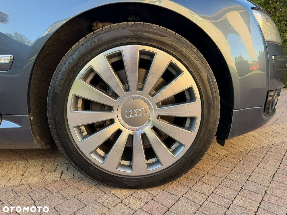 Audi A8 - 25