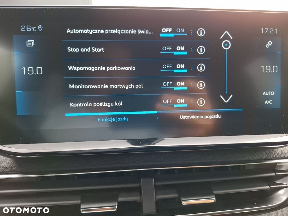 Peugeot 3008 1.2 PureTech Road Trip S&S EAT8 - 25