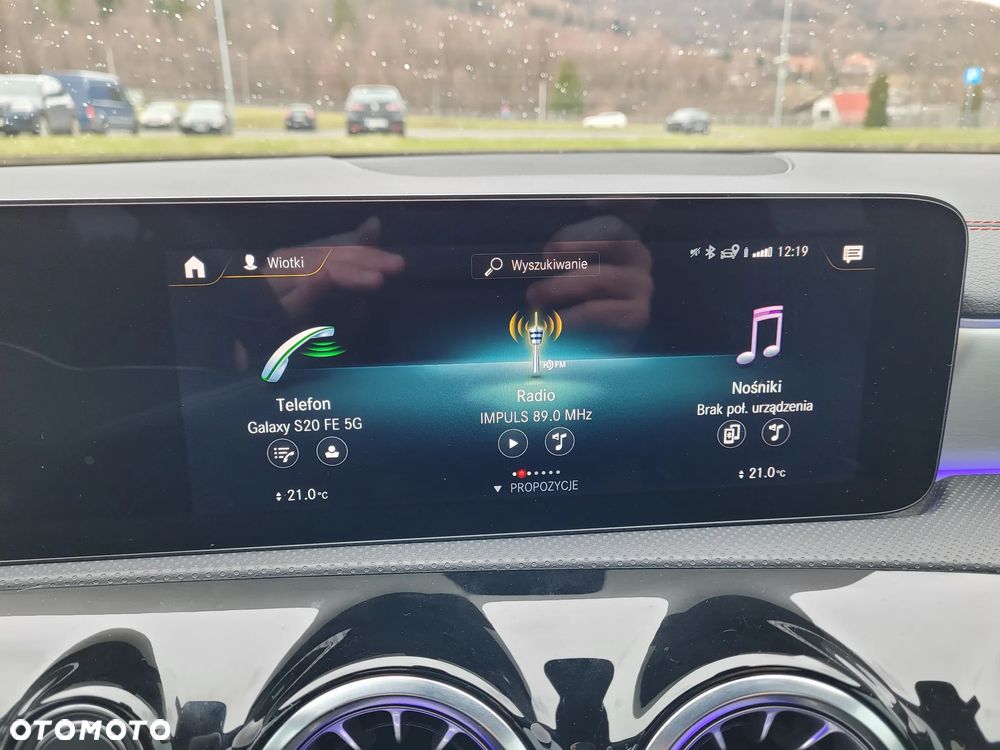 Mercedes-Benz CLA 250 4-Matic AMG Line 7G-DCT - 22